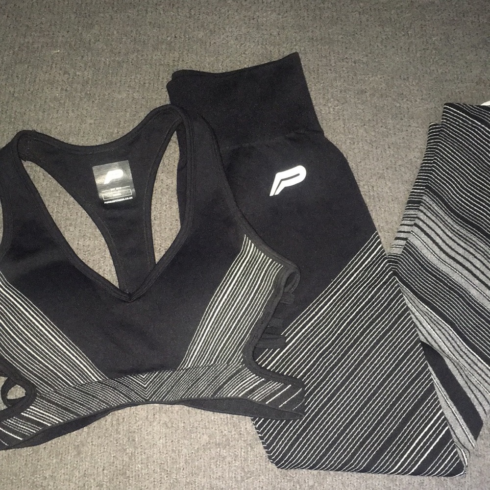 Pursue Fitness Impulse Seamless Set